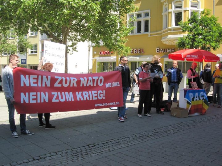 Mitglieder des Kreisverbandes DIE LINKE. Herford im Mai 2014. Mitglieder des Kreisverbandes DIE LINKE. Herford im Mai 2014.