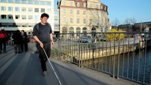inklusion-mit-Blindenstock-Q.jpg